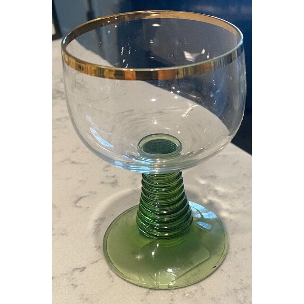 Rudesheim 5 5/8” Beehive Stem Roamer Style Glass With Gold Rim